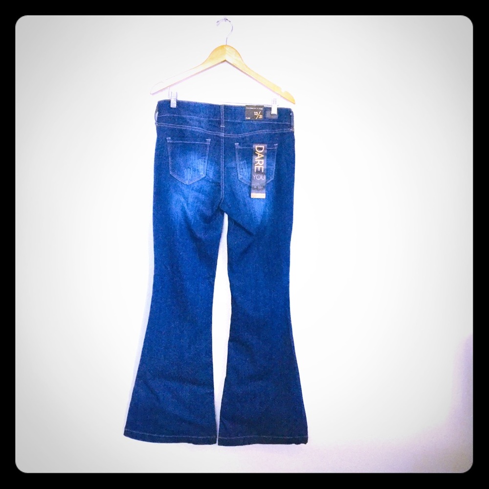 Jeans - Picture 2 of 4